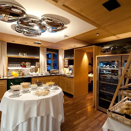 Adler 4* Schoppernau