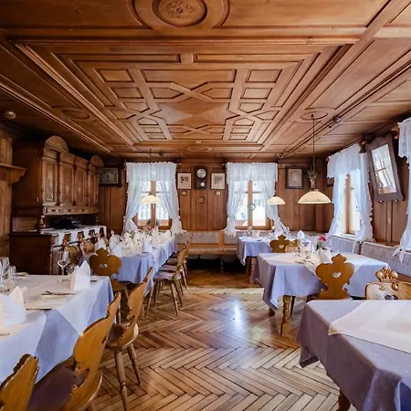 Hotel Adler 4*